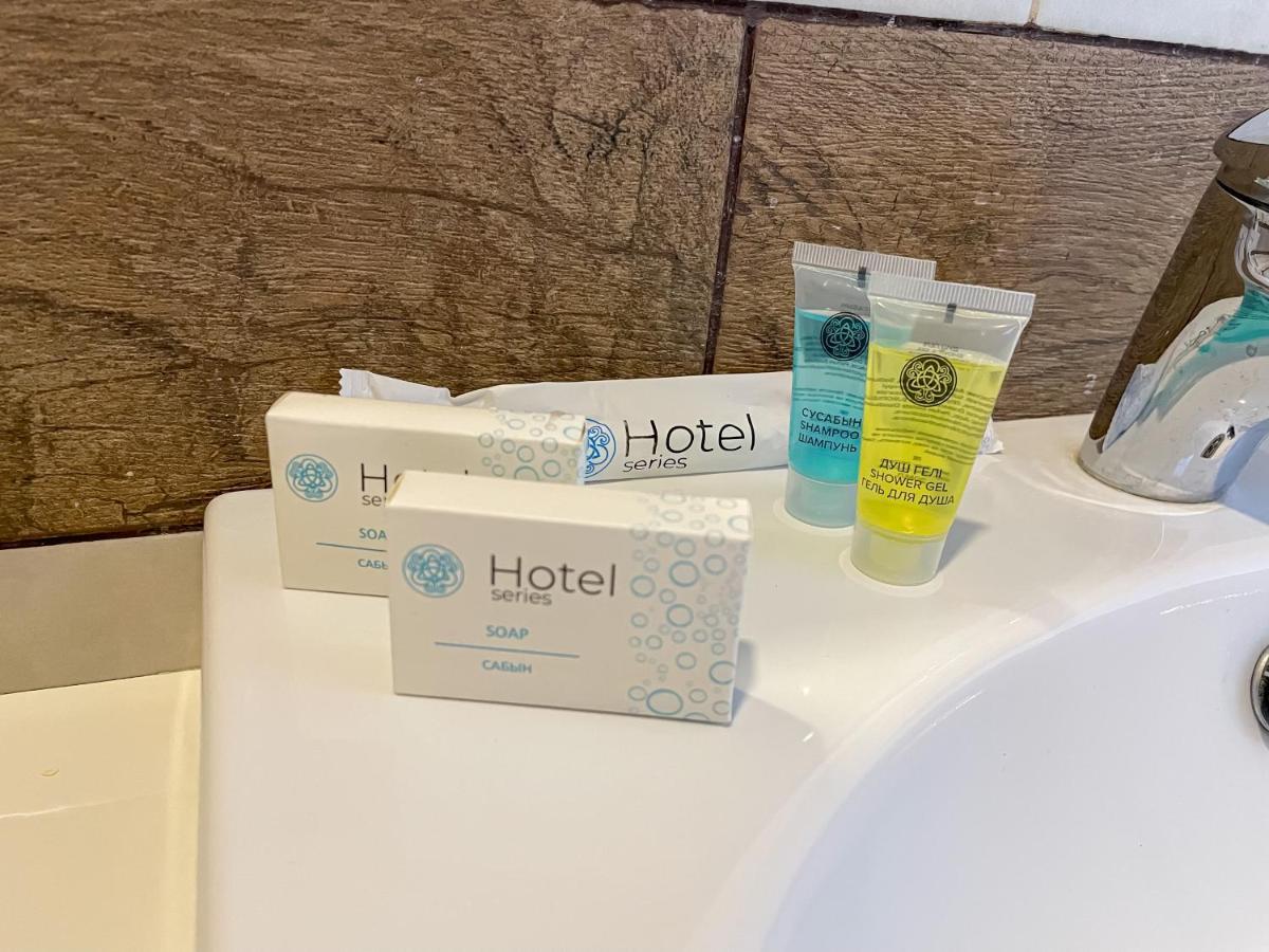 Resident Hotel Kaszkeleng Kültér fotó
